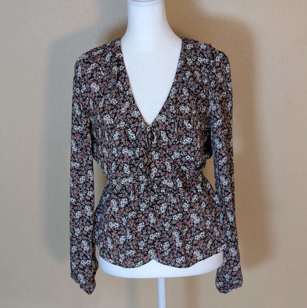 Max Studio Ditsy Floral Ruffle V-Neck Blouse